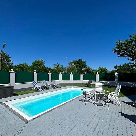 Traum Apartment Mit Pool+Balkon Вена Экстерьер фото
