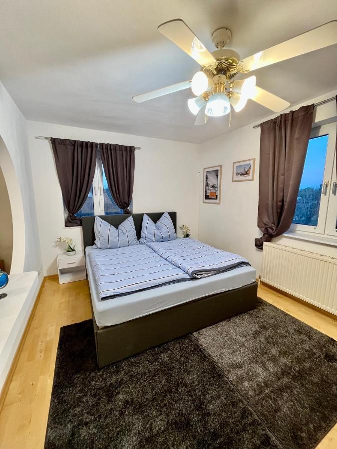 Traum Apartment Mit Pool+Balkon Вена Экстерьер фото